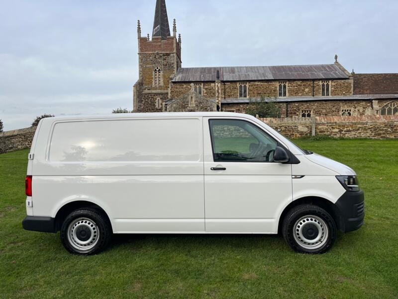 VOLKSWAGEN TRANSPORTER