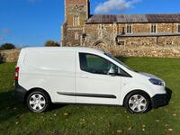 FORD TRANSIT COURIER