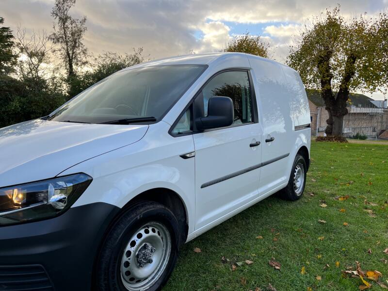 VOLKSWAGEN CADDY