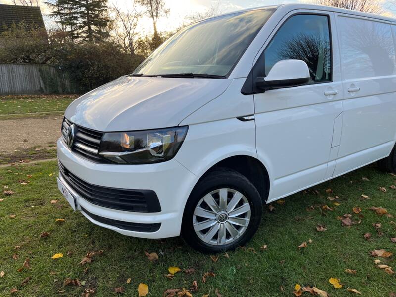 VOLKSWAGEN TRANSPORTER