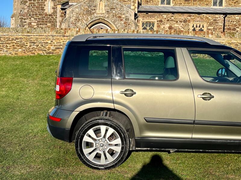 SKODA YETI