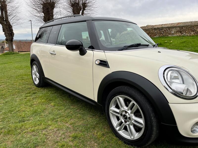 MINI CLUBMAN