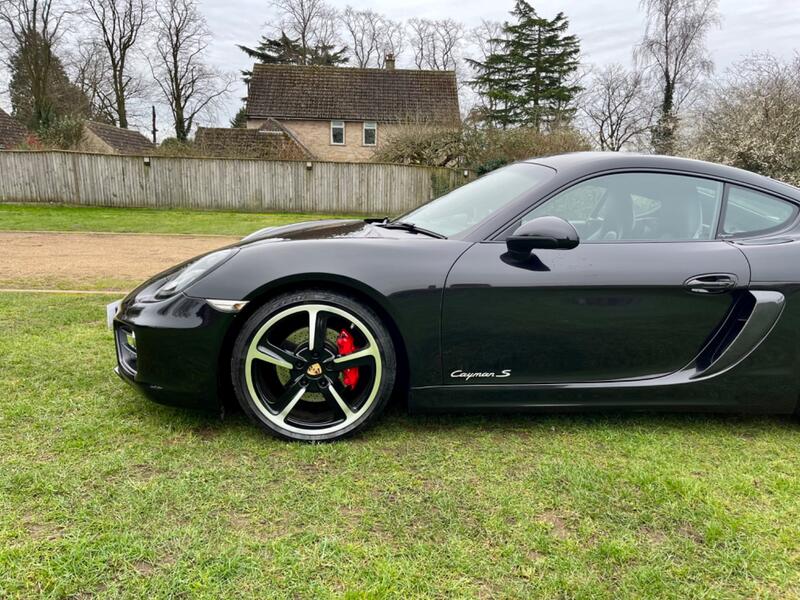 PORSCHE CAYMAN