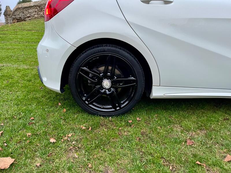 MERCEDES-BENZ A CLASS