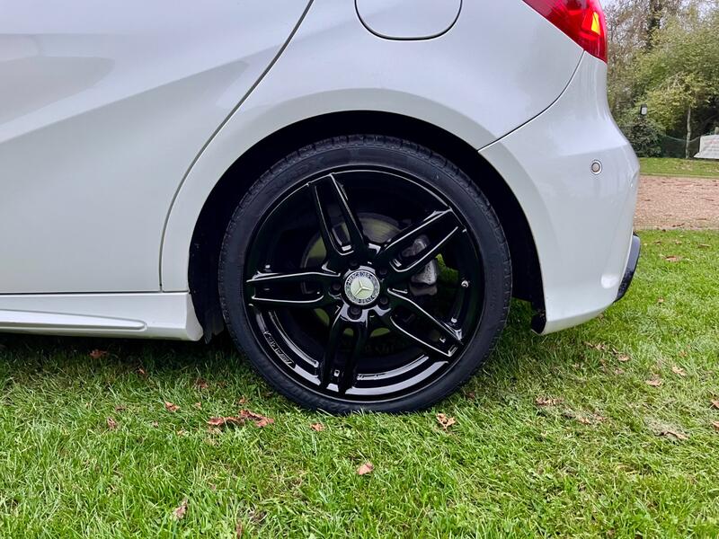 MERCEDES-BENZ A CLASS