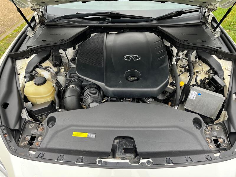 INFINITI Q50