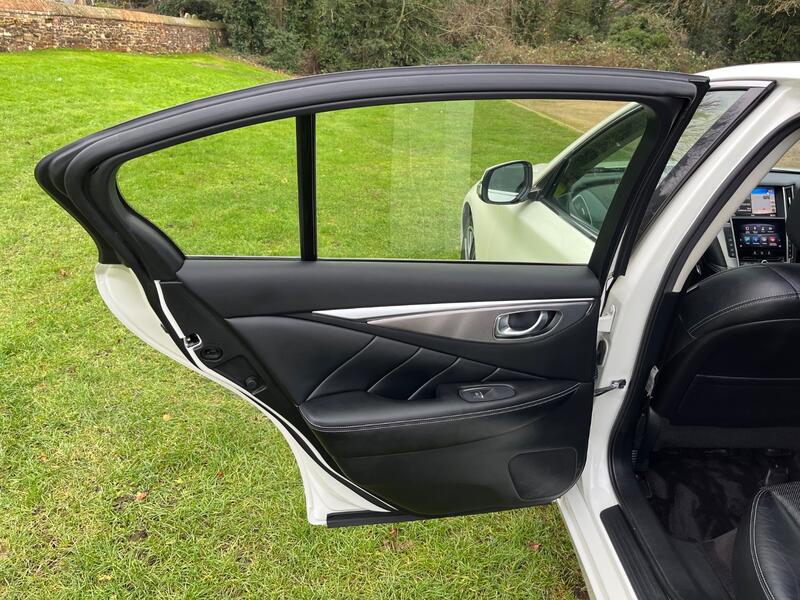 INFINITI Q50