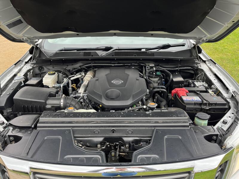 NISSAN NAVARA