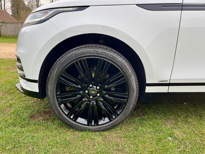 LAND ROVER RANGE ROVER VELAR
