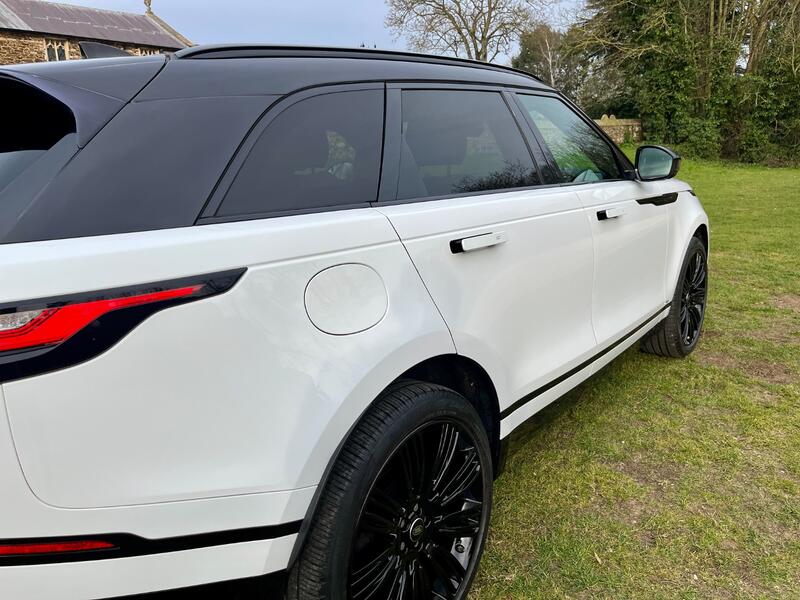 LAND ROVER RANGE ROVER VELAR