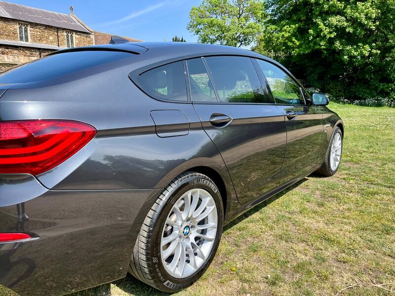 BMW 5 SERIES
