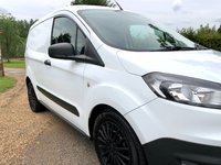 FORD TRANSIT COURIER