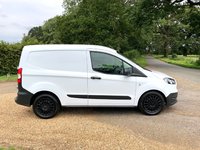 FORD TRANSIT COURIER