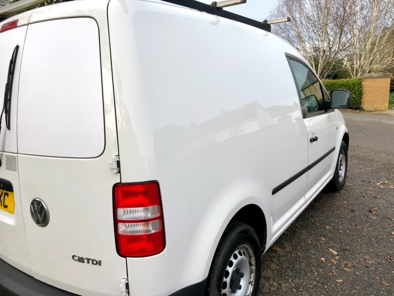 VOLKSWAGEN CADDY