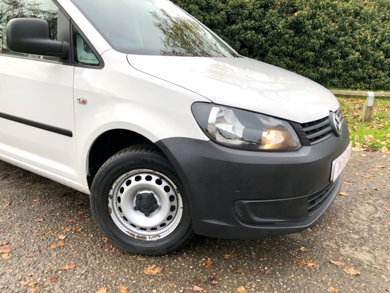 VOLKSWAGEN CADDY