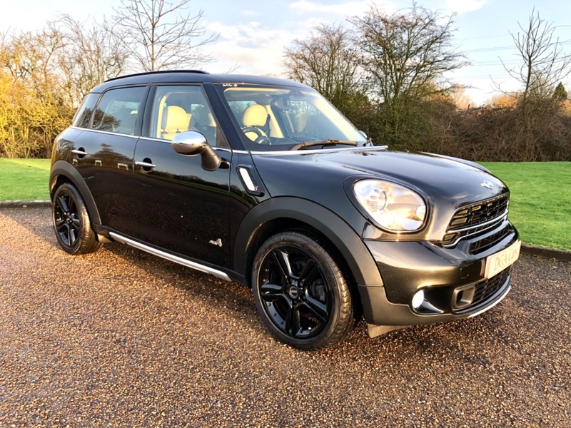 MINI COUNTRYMAN