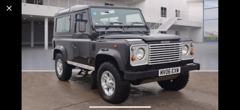 LAND ROVER DEFENDER 90