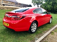 VAUXHALL INSIGNIA