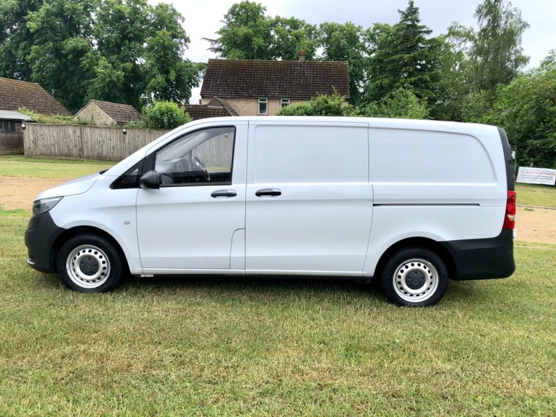 MERCEDES-BENZ VITO