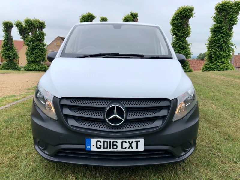 MERCEDES-BENZ VITO