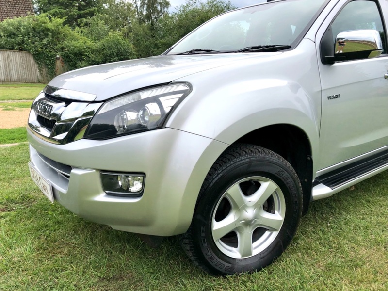 ISUZU D-MAX