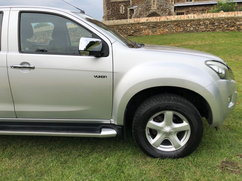 ISUZU D-MAX