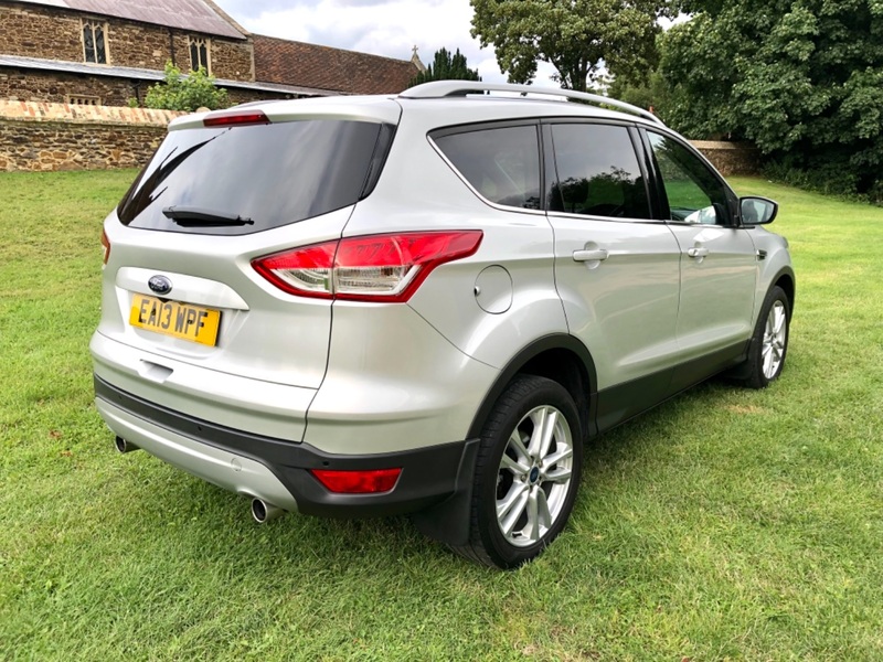 FORD KUGA