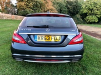 MERCEDES-BENZ CLS