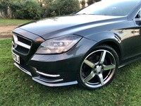 MERCEDES-BENZ CLS