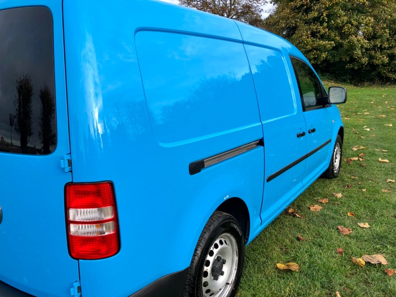 VOLKSWAGEN CADDY MAXI