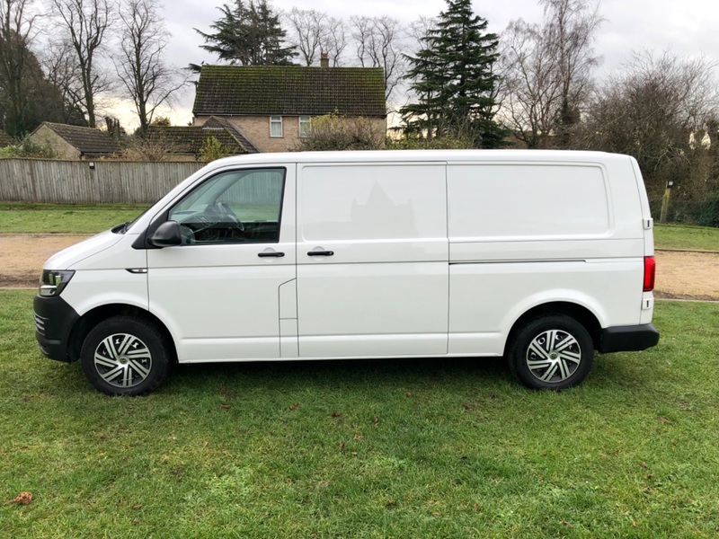 VOLKSWAGEN TRANSPORTER