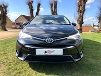 TOYOTA AVENSIS