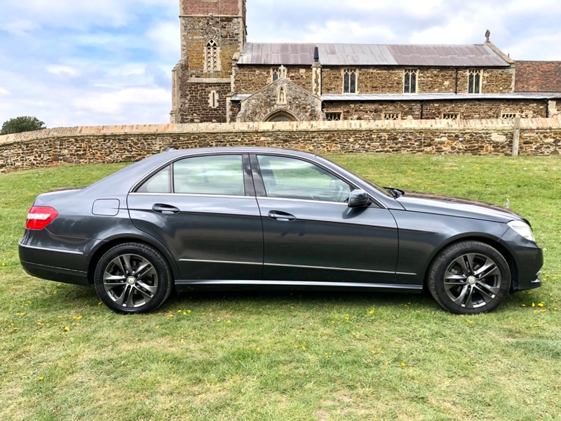 MERCEDES-BENZ E CLASS