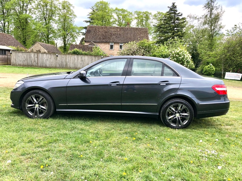 MERCEDES-BENZ E CLASS