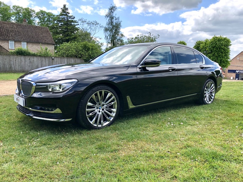 BMW 7 SERIES