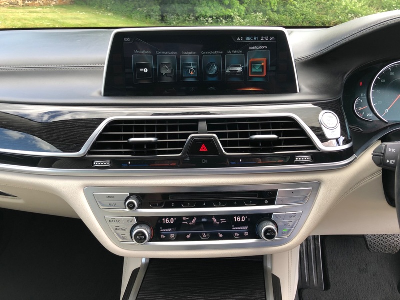 BMW 7 SERIES
