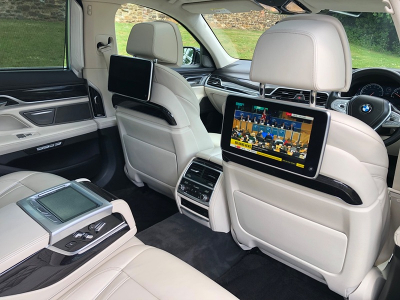 BMW 7 SERIES