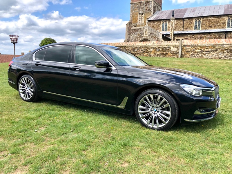 BMW 7 SERIES
