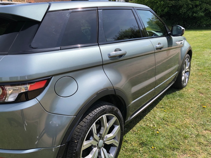 LAND ROVER RANGE ROVER EVOQUE