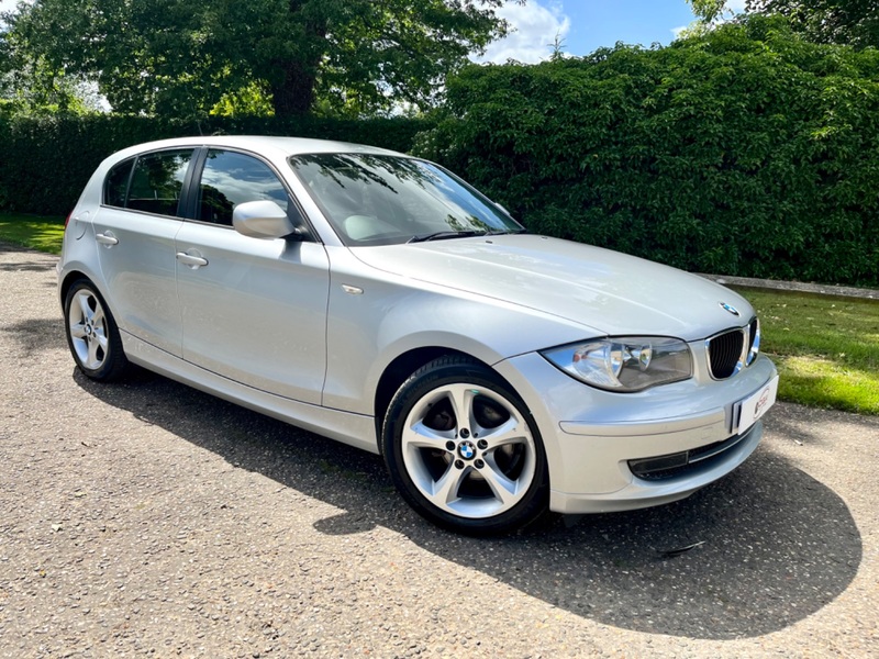 BMW 1 SERIES