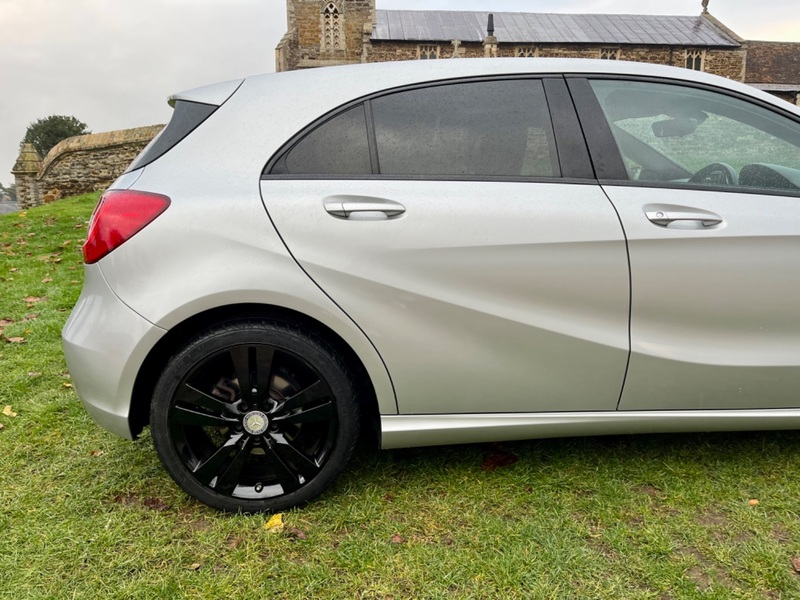 MERCEDES-BENZ A CLASS