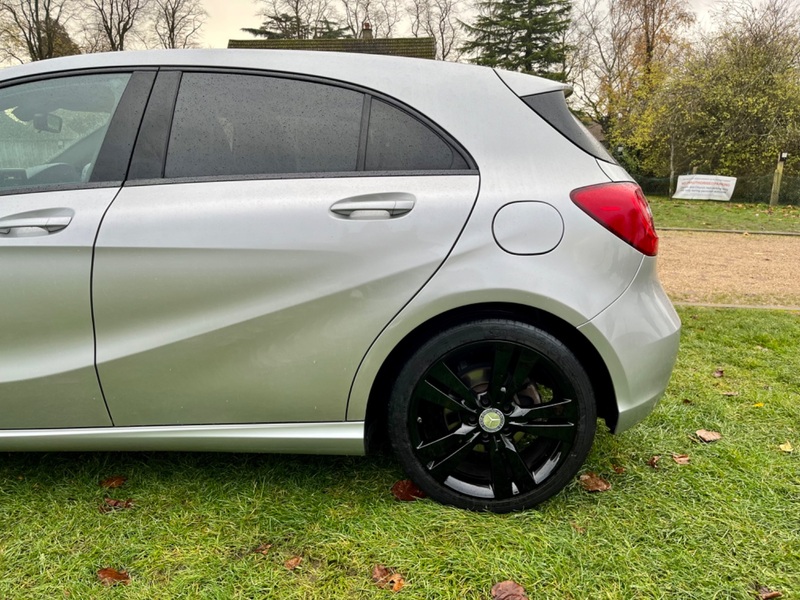 MERCEDES-BENZ A CLASS