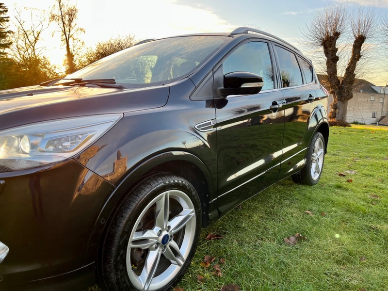 FORD KUGA