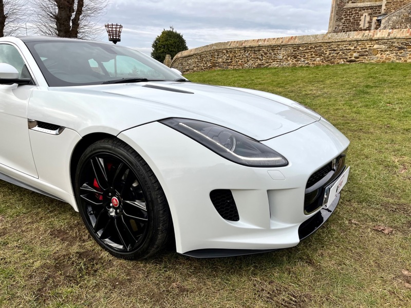 JAGUAR F-TYPE