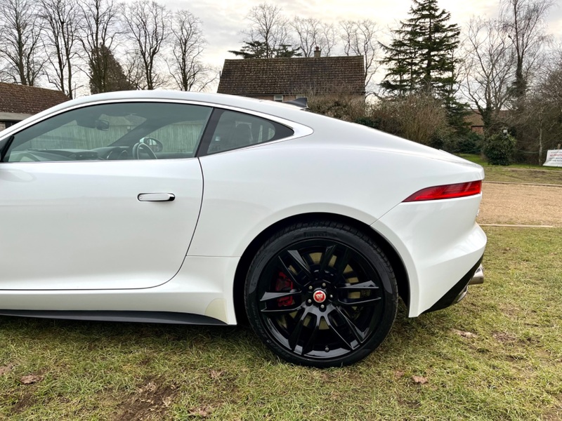 JAGUAR F-TYPE