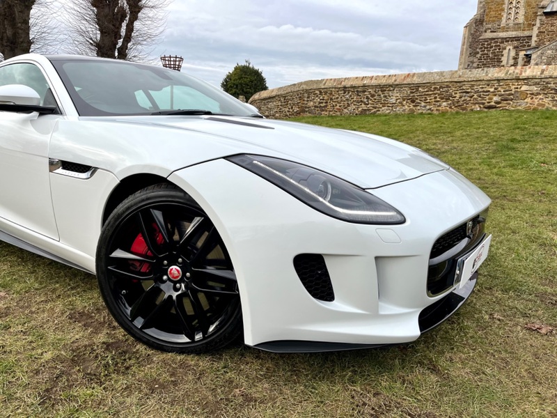 JAGUAR F-TYPE