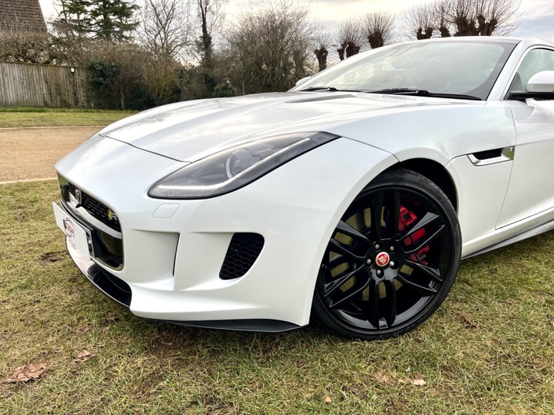 JAGUAR F-TYPE