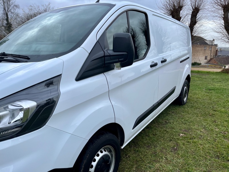 FORD TRANSIT CUSTOM