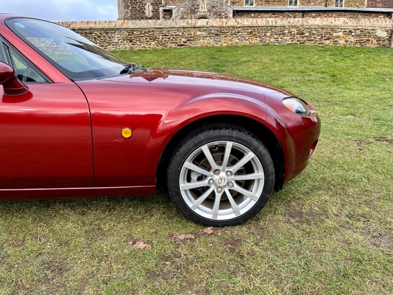 MAZDA MX-5