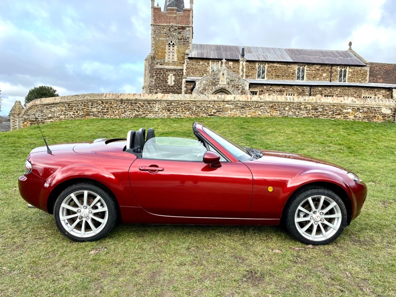 MAZDA MX-5